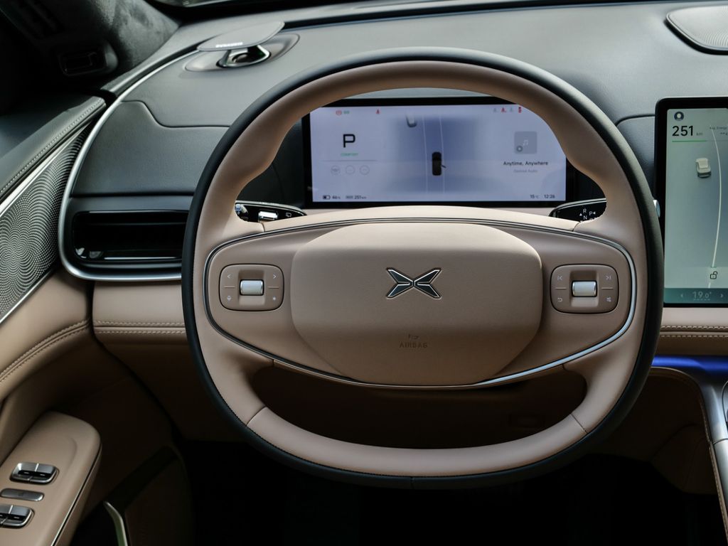 XPENG G9