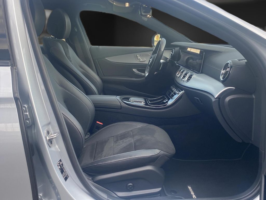 Mercedes-Benz E 300 2021