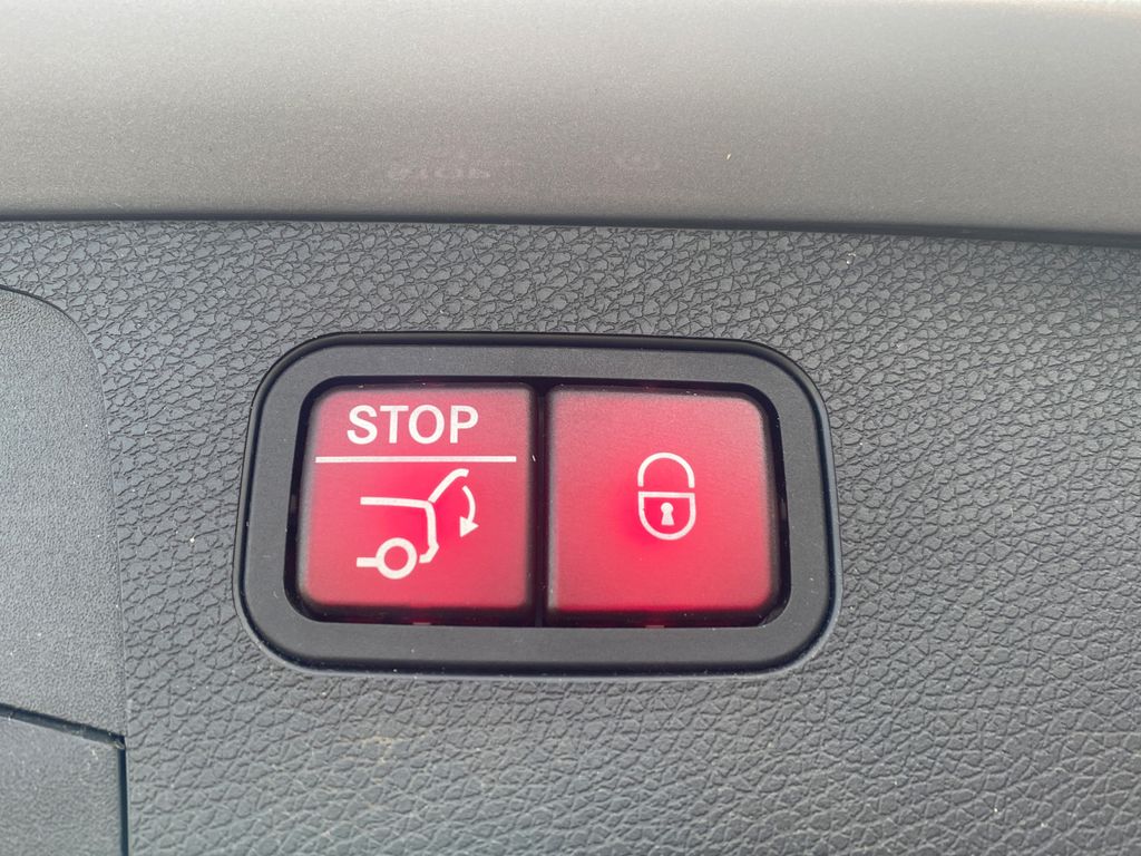 Mercedes-Benz E 300 2021