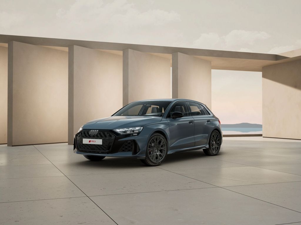 Audi RS3 2021