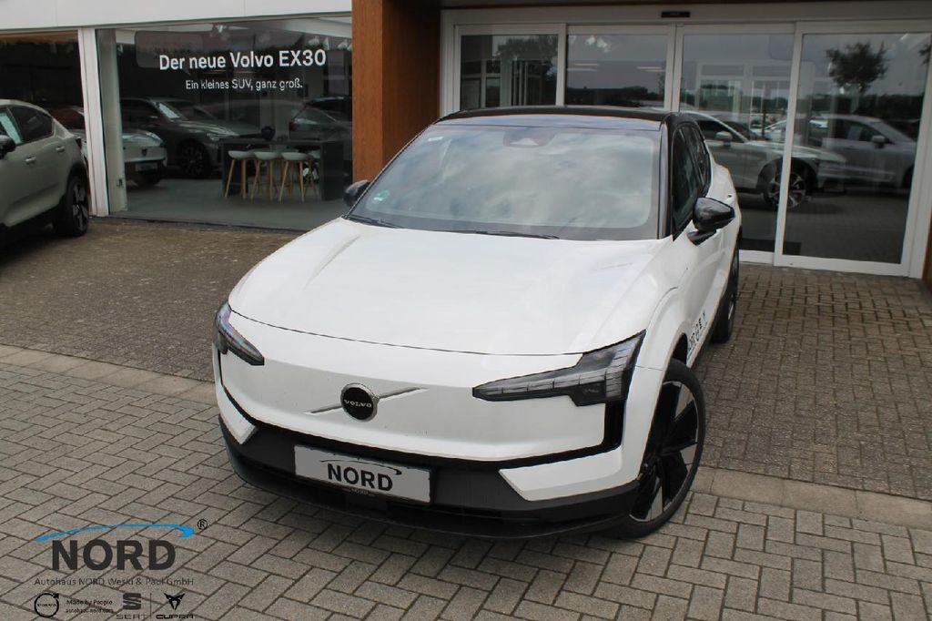 Volvo EX30 2024