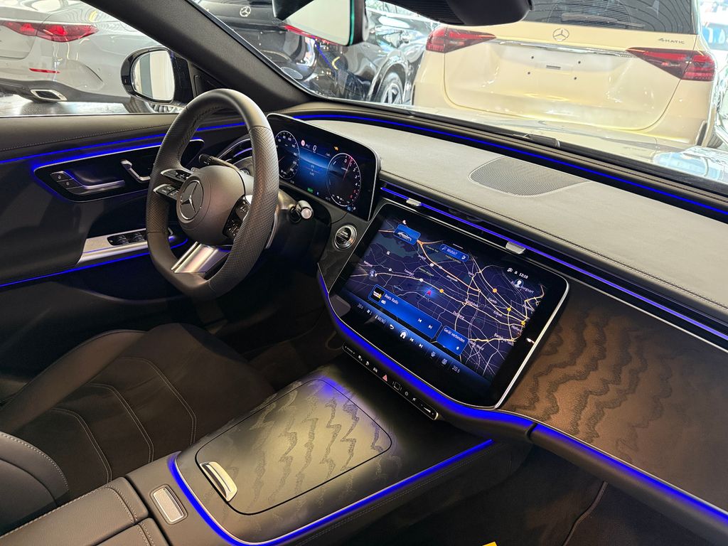 Mercedes-Benz E 300 2025