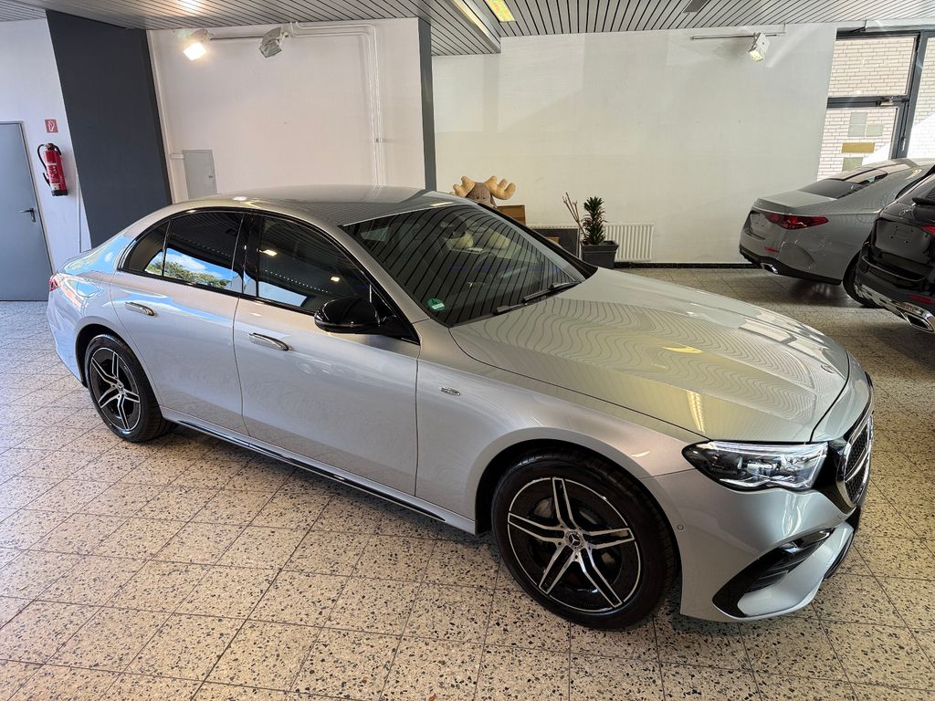 Mercedes-Benz E 300 2025