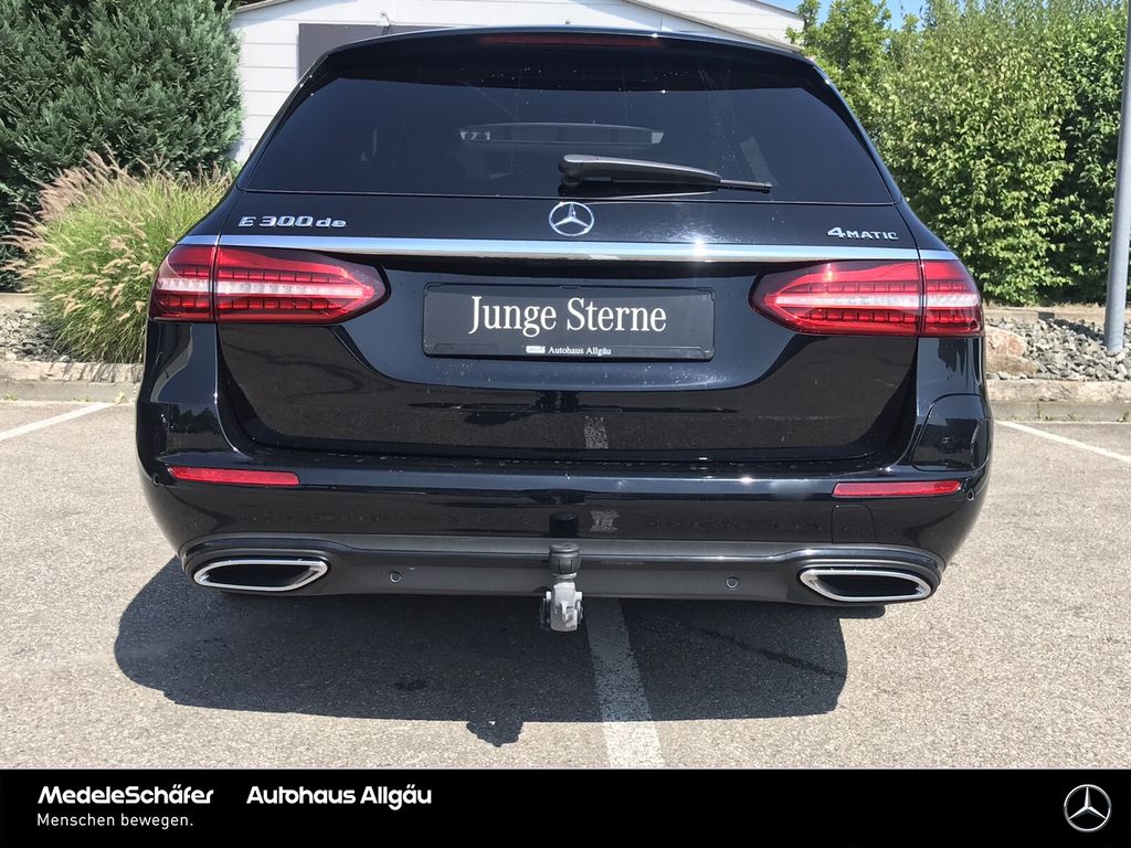 Mercedes-Benz E 300 2022