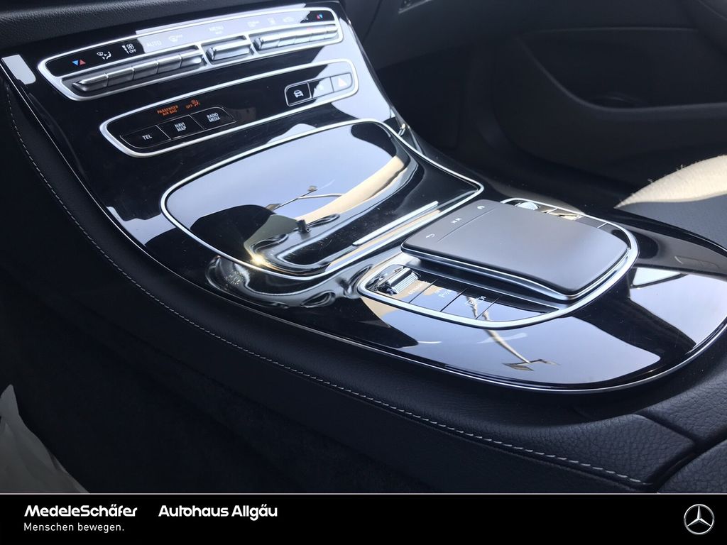 Mercedes-Benz E 300 2022