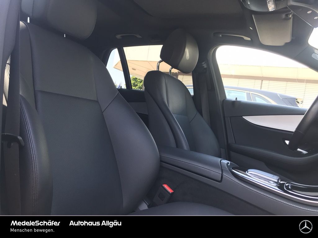 Mercedes-Benz E 300 2022