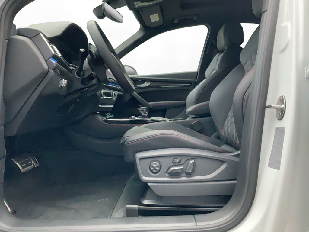 Audi SQ5 2025