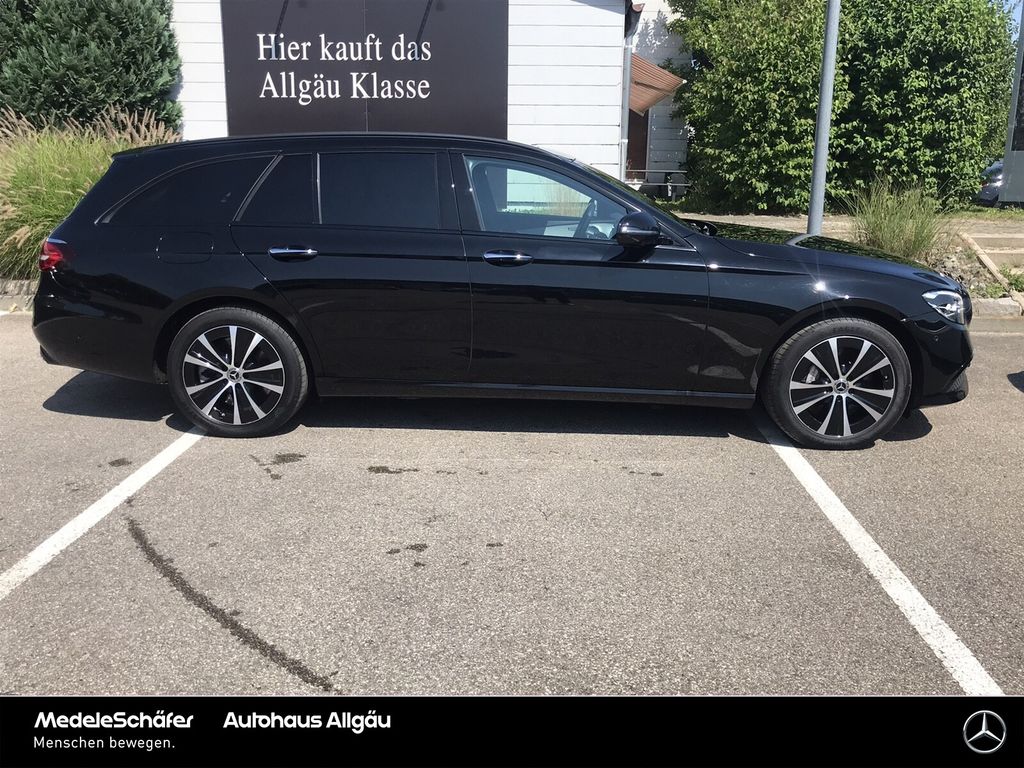 Mercedes-Benz E 300 2022