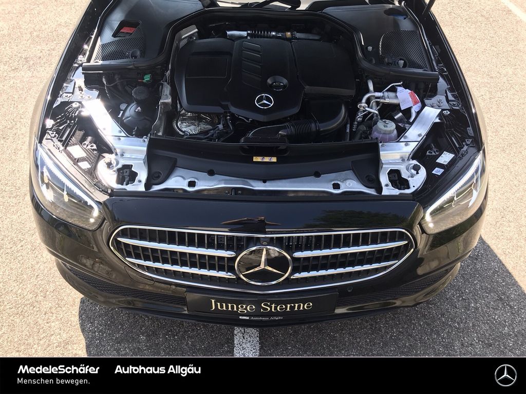 Mercedes-Benz E 300 2022