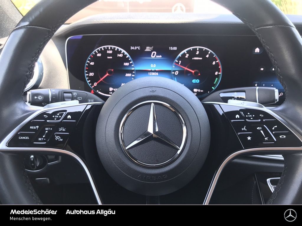 Mercedes-Benz E 300 2022