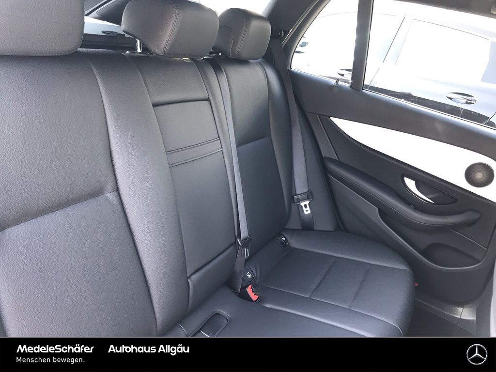 Mercedes-Benz E 300 2022