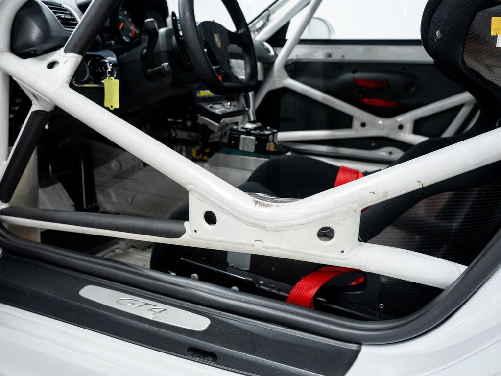 Porsche Cayman 2017