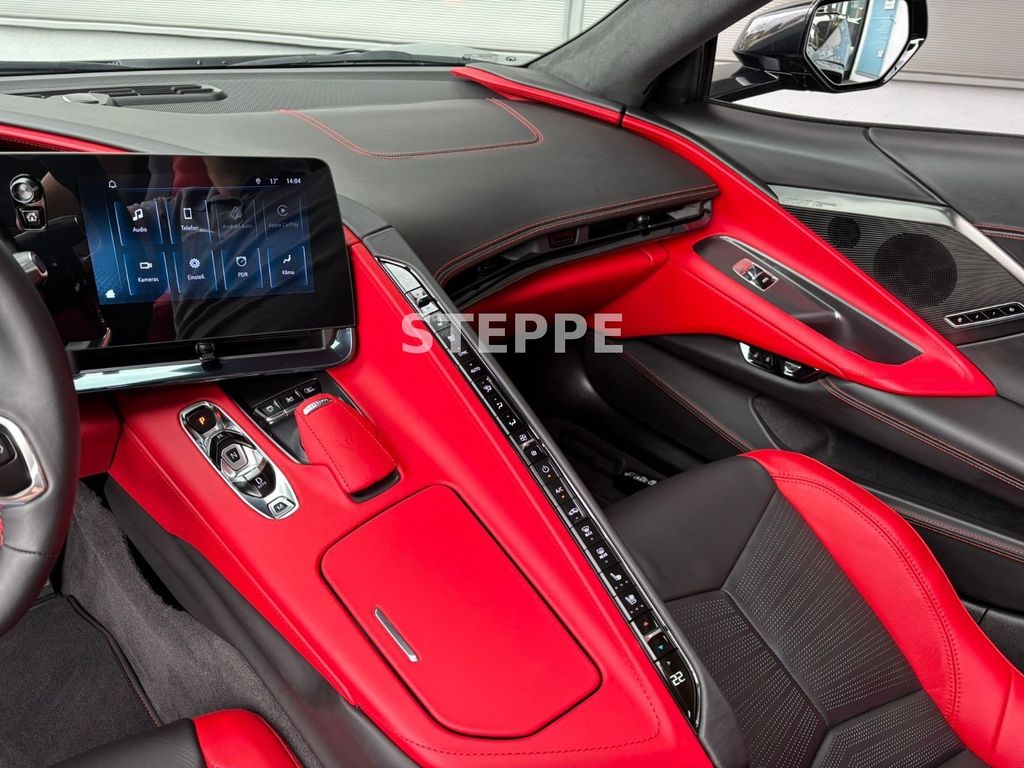 Corvette C8 2025