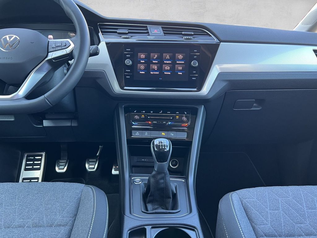 Volkswagen Touran 2024