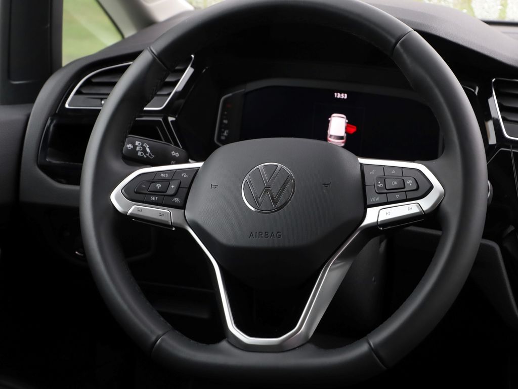 Volkswagen Touran 2025