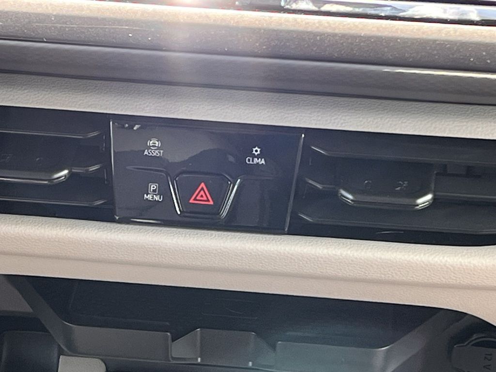 Volkswagen T7 California