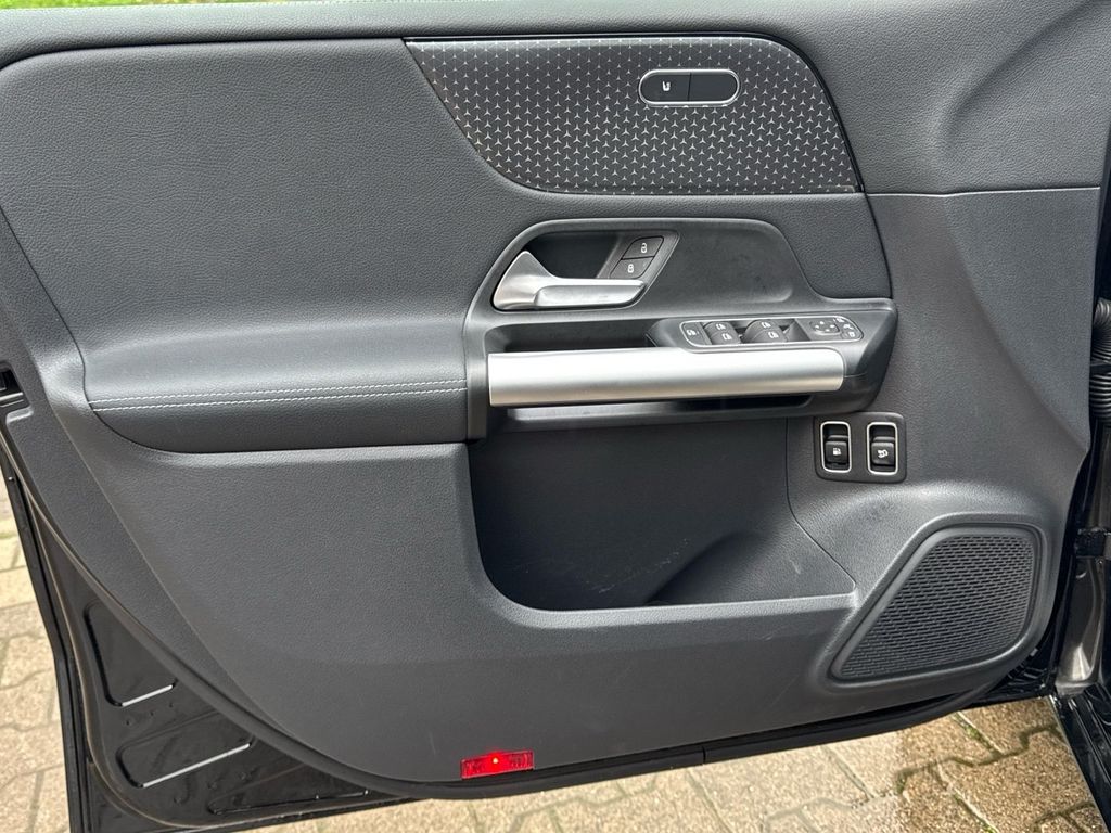 Mercedes-Benz B 250 2025