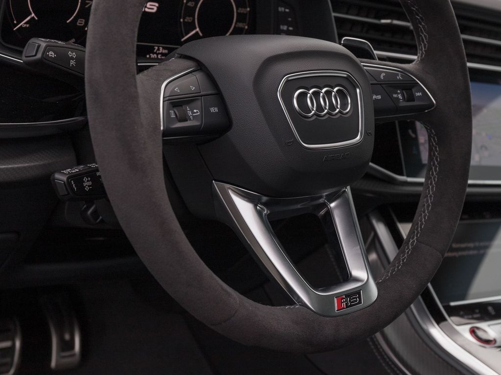 Audi RSQ8 2024