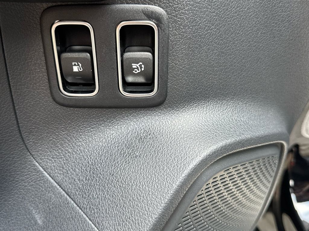 Mercedes-Benz B 250 2025