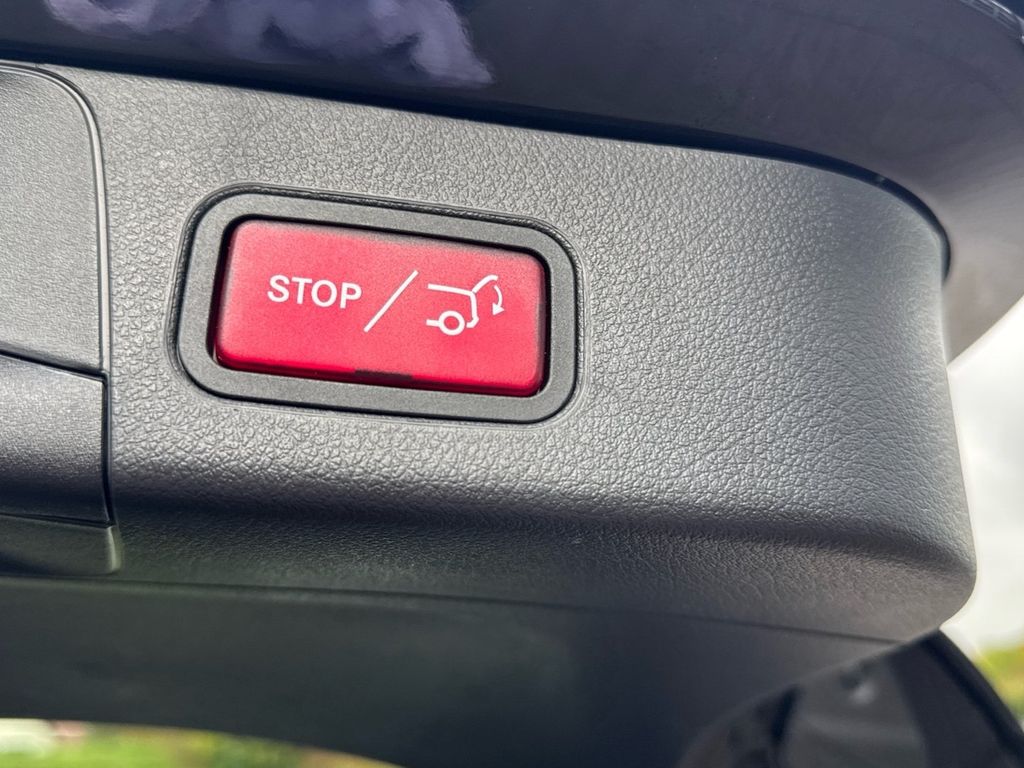 Mercedes-Benz B 250 2025