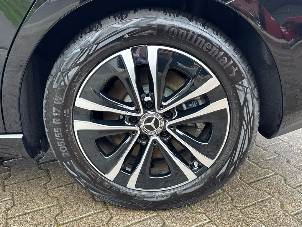 Mercedes-Benz B 250 2025