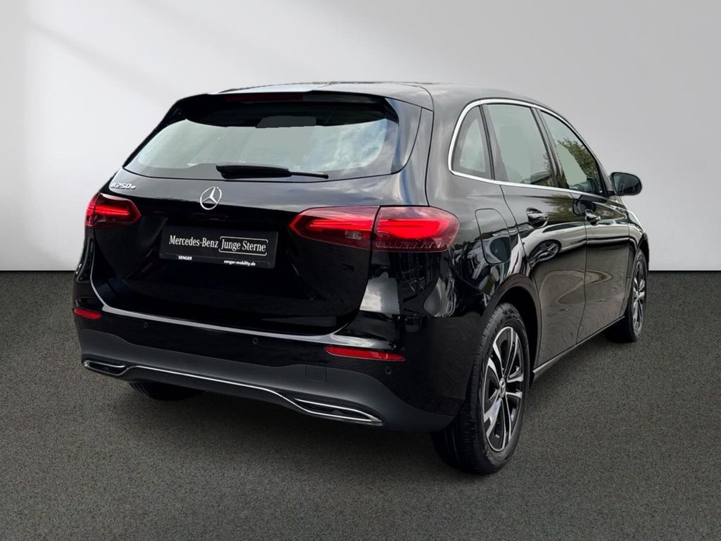 Mercedes-Benz B 250 2025