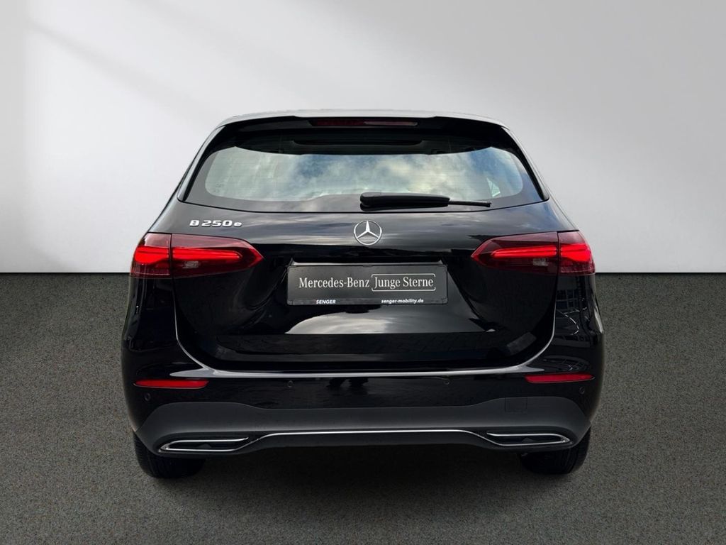 Mercedes-Benz B 250 2025