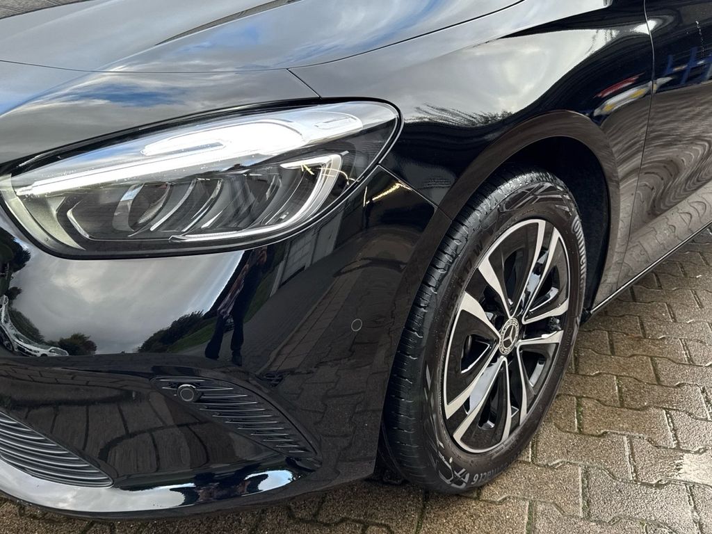 Mercedes-Benz B 250 2025