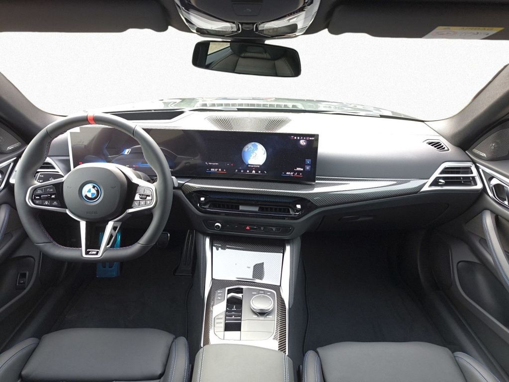 BMW i4 2025