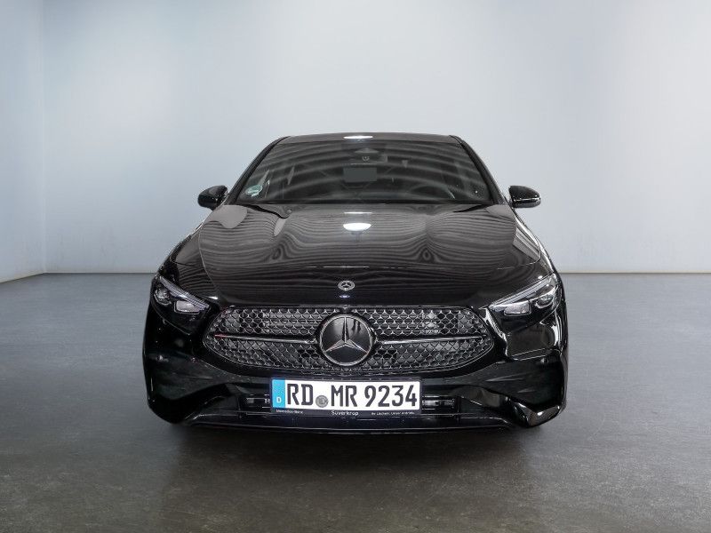 Mercedes-Benz A 200 2025