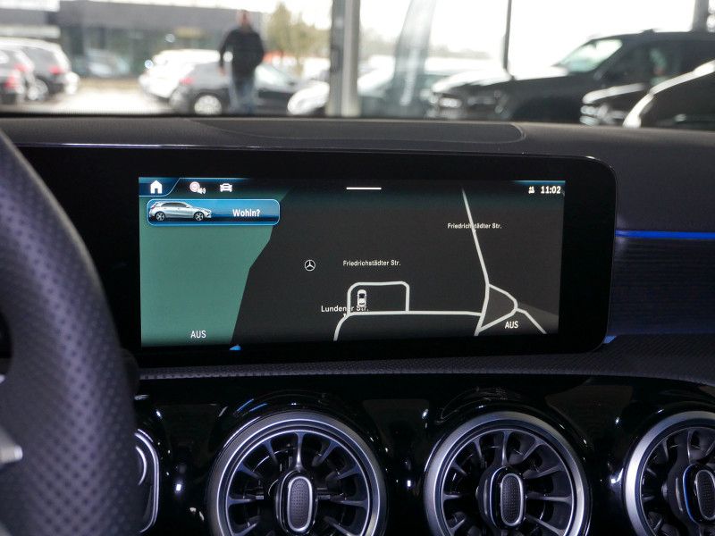 Mercedes-Benz A 200 2025