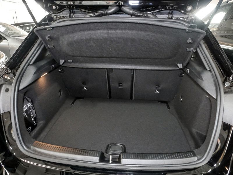 Mercedes-Benz A 200 2025