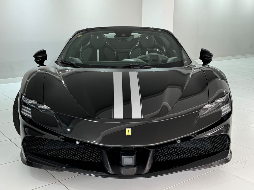 Ferrari SF90 2025