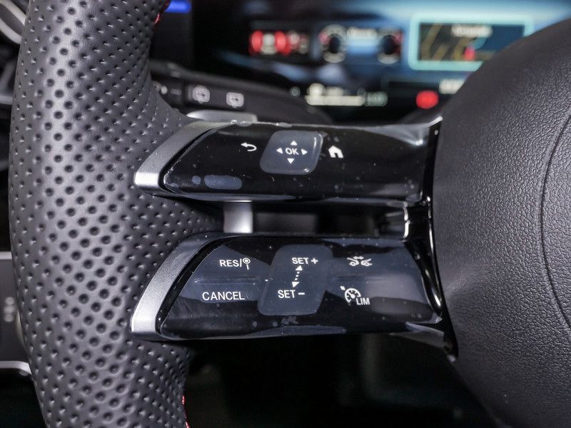 Mercedes-Benz A 200 2025