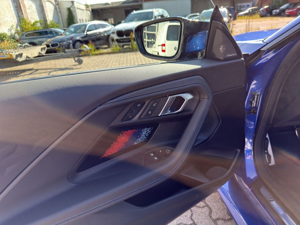 BMW M2 2025
