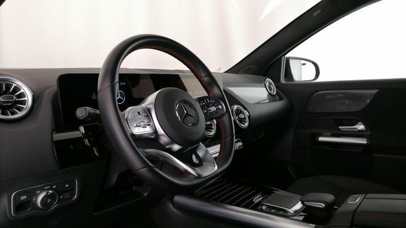 Mercedes-Benz GLA 220 2022