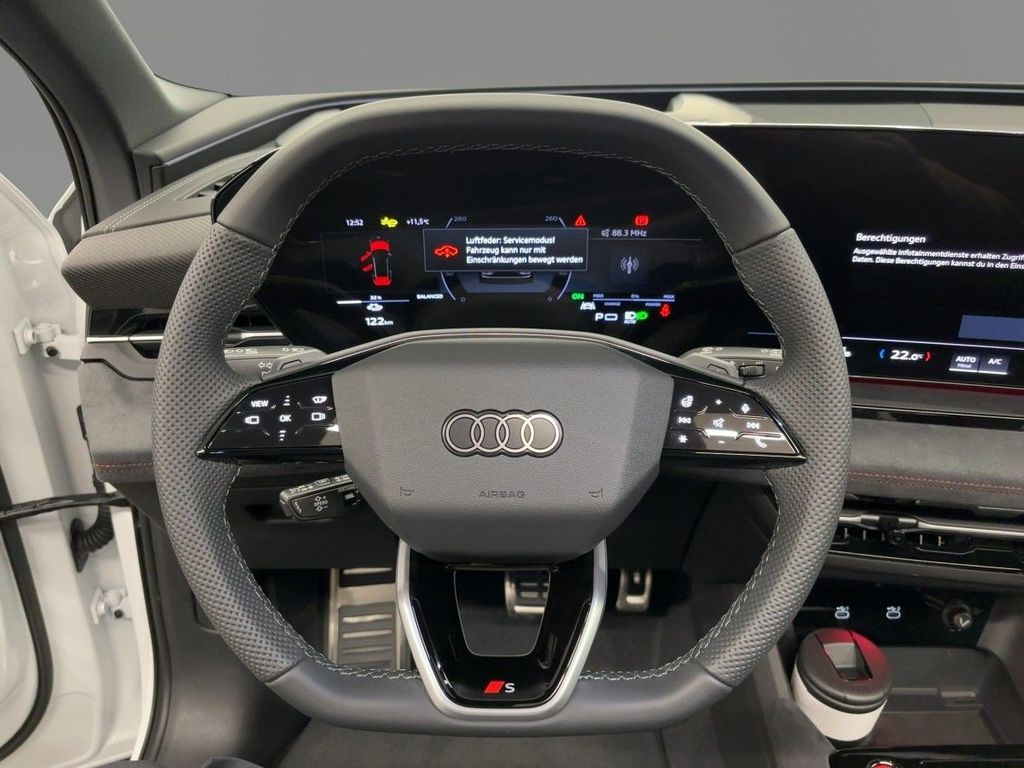 Audi SQ6 e-tron