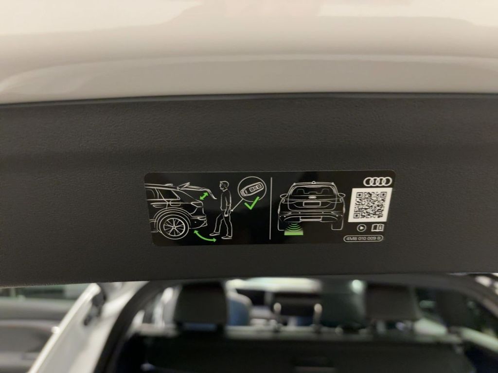 Audi SQ6 e-tron