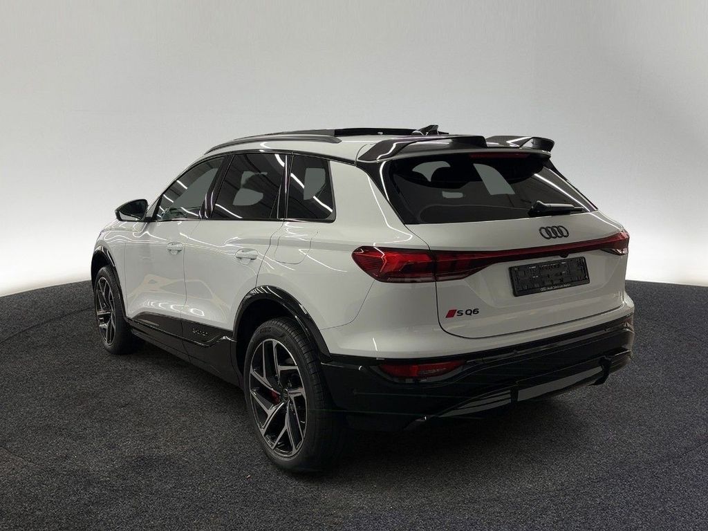 Audi SQ6 e-tron