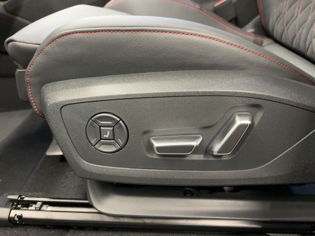 Audi SQ6 e-tron