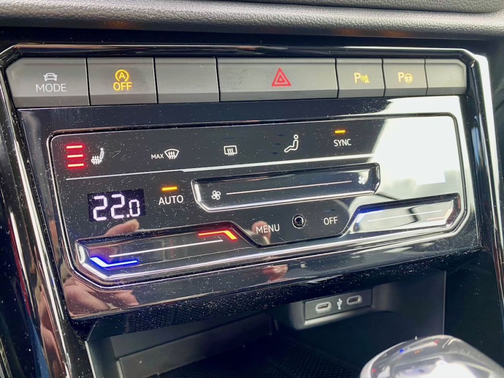 Volkswagen T-Roc 2024