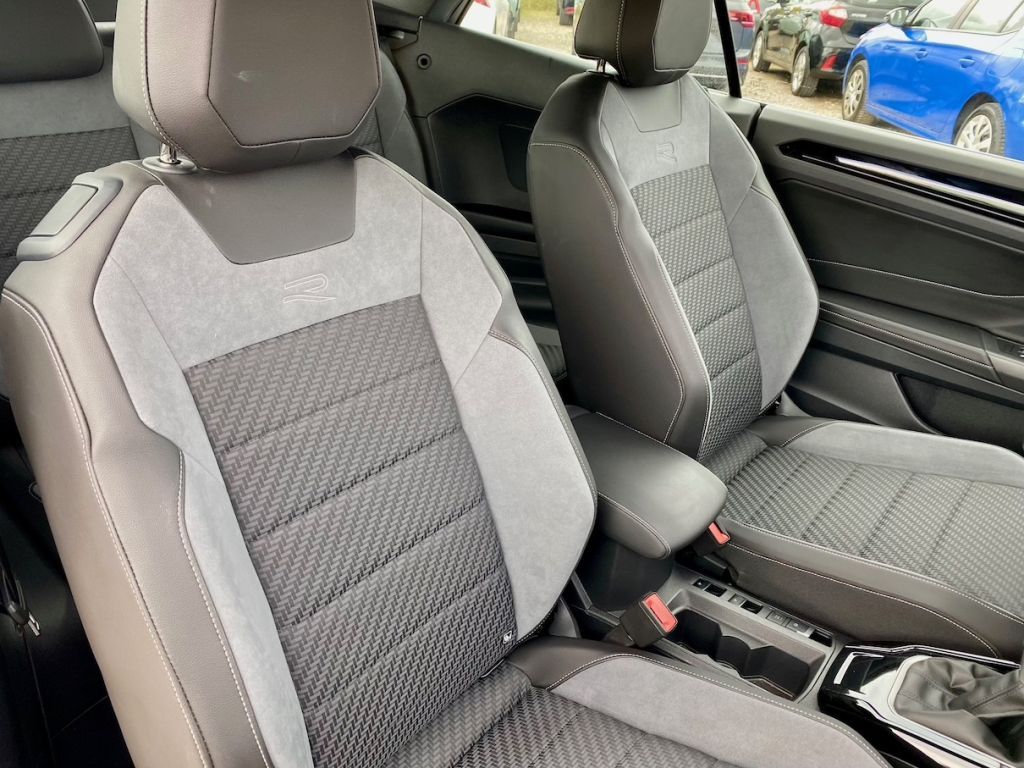 Volkswagen T-Roc 2024