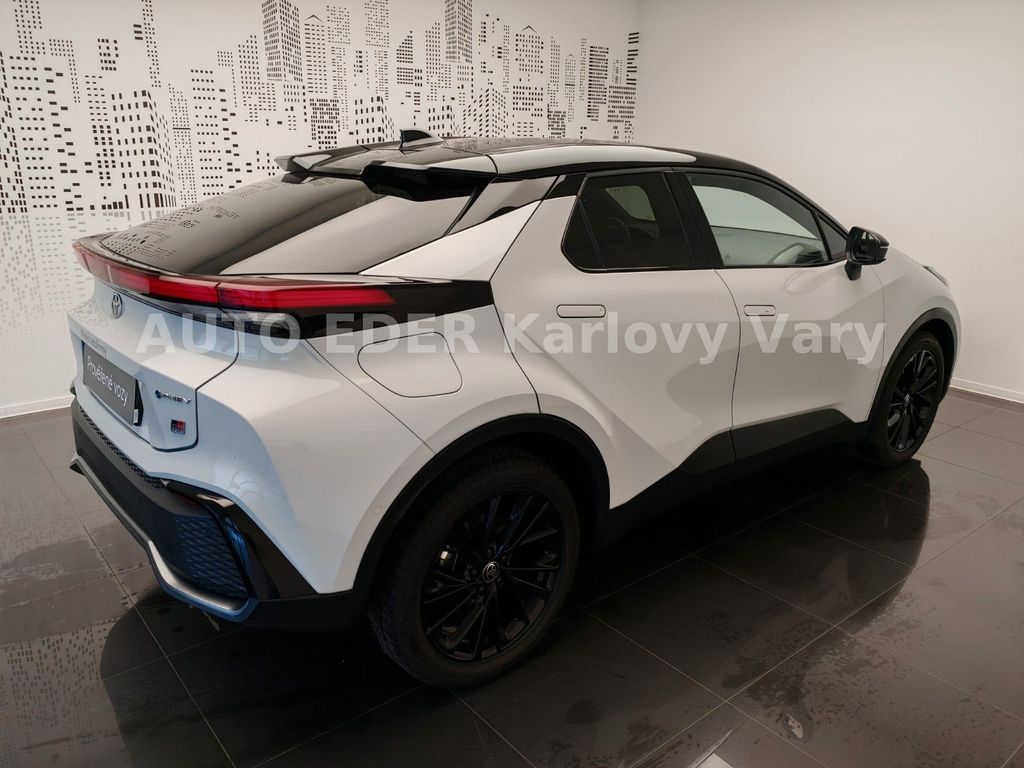 Toyota C-HR 2024