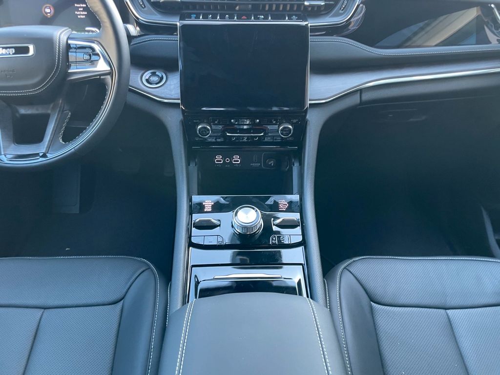 Jeep Grand Cherokee 2025