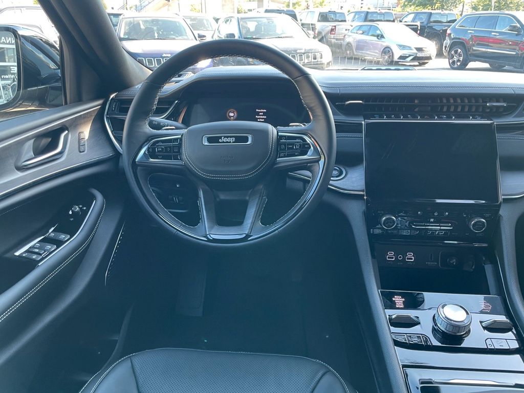 Jeep Grand Cherokee 2025