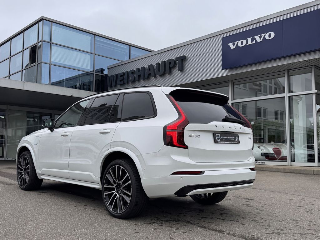 Volvo XC90 2025