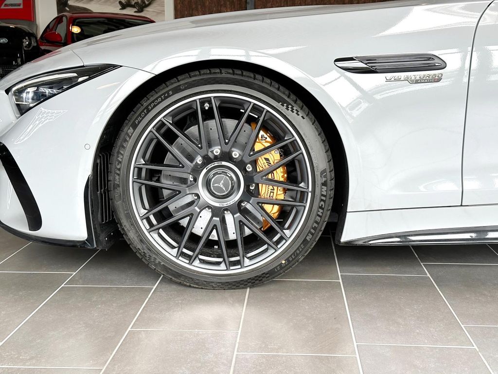 Mercedes-Benz SL 63 AMG 2023