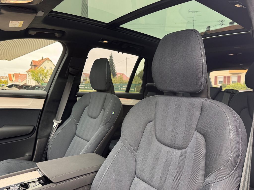 Volvo XC90 2025