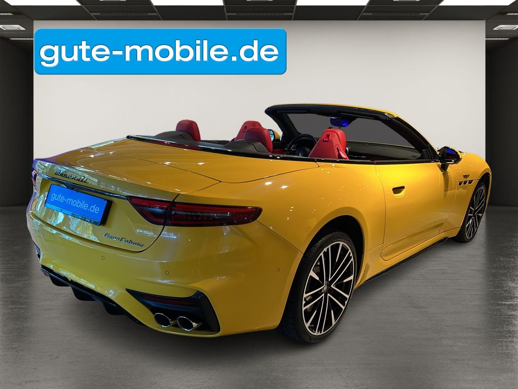 Maserati GranCabrio 2024