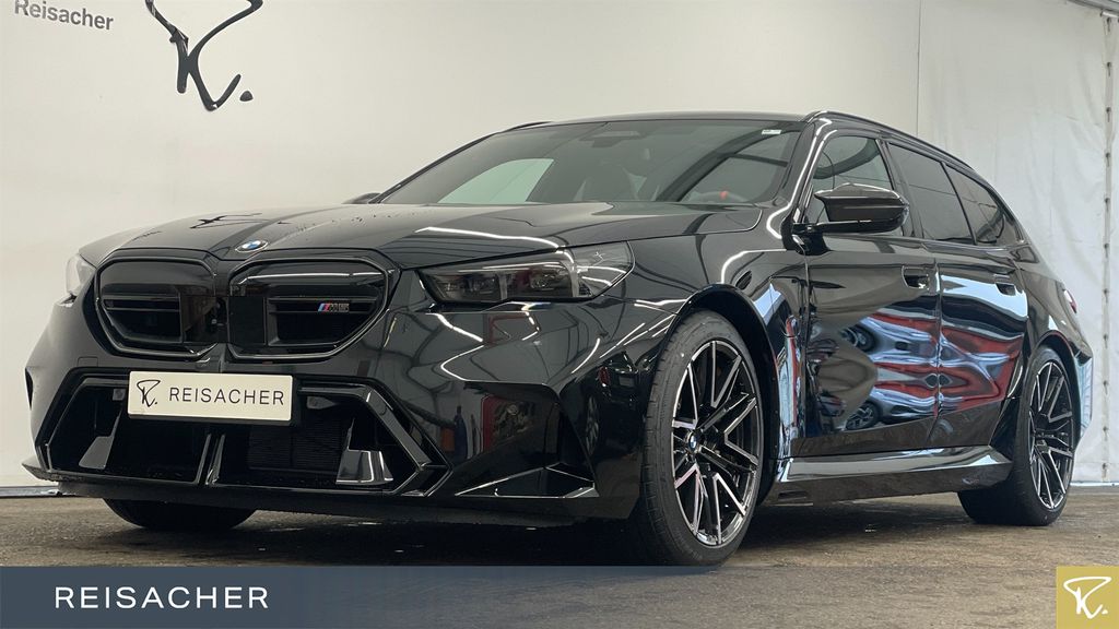 BMW M5 2025